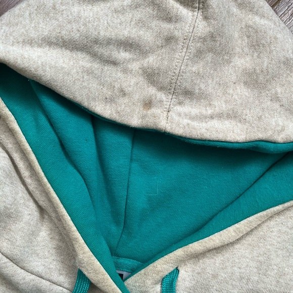 The North Face Hoodie - Picture 3 of 7